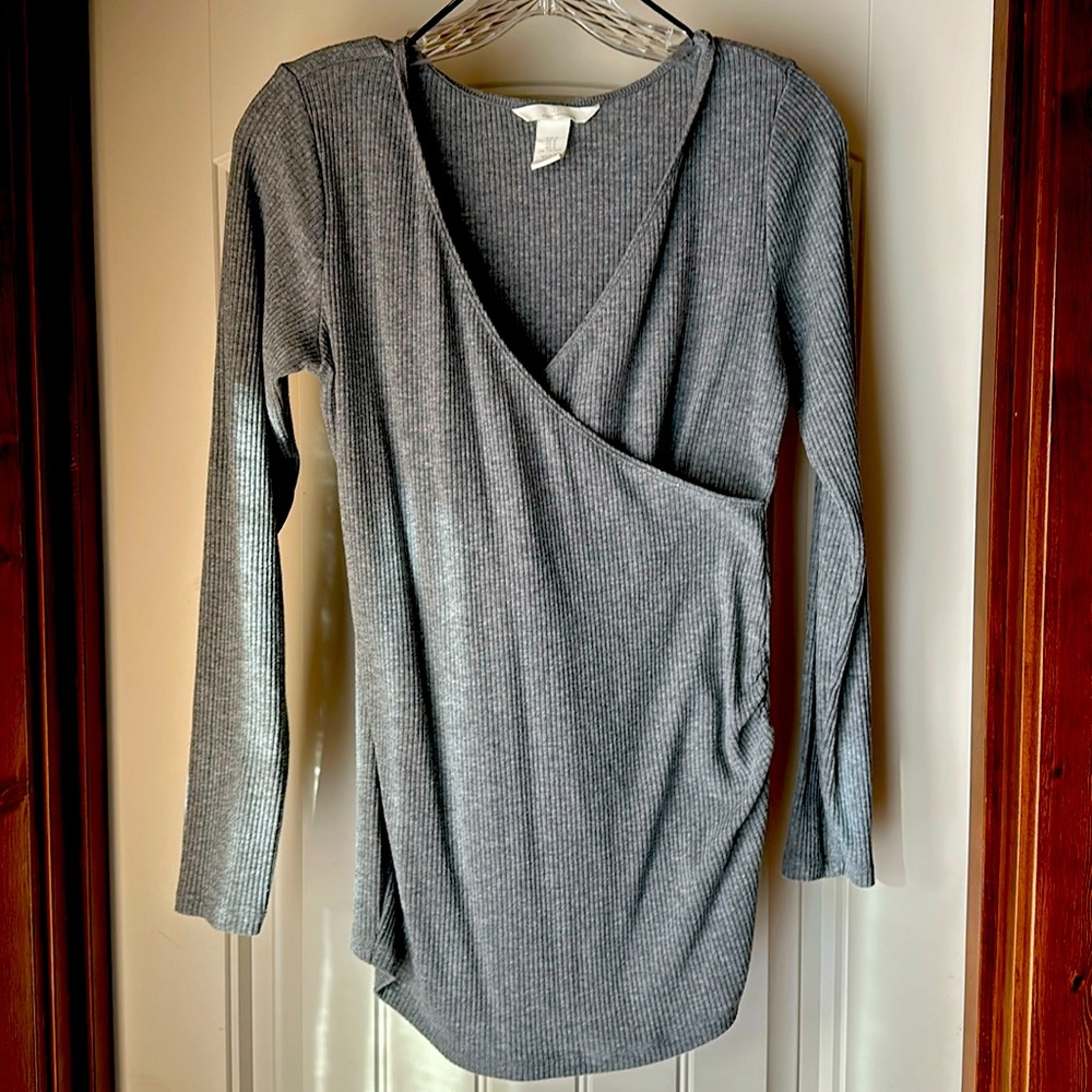H&M Gray Ribbed Long Sleeve Top